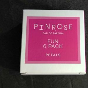 NIB Pinrose Perfume Petals Fun 6 Pack Towelettes